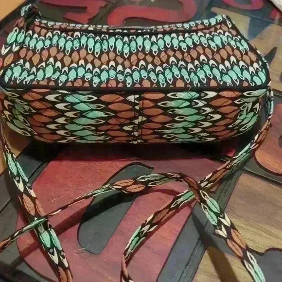 Vera Bradley Sierra Stream Crossbody - Picture 3 of 11
